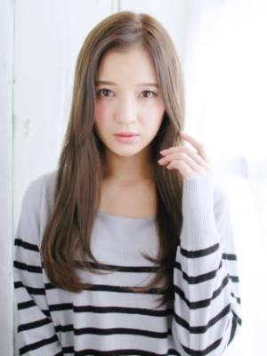 かきあげナチュラルストレートスタイル