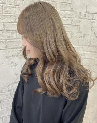 くすみカラーロングヘア伸ばしかけミルクティーベージュ4084 くすみカラーロングヘア伸ばしかけミルクティーベージュ4084