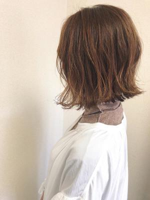 オレンジベージュ