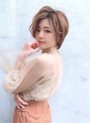 【重山】耳掛けハンサム小顔大人ショート