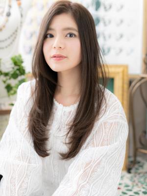 アシンメトリーワンレン小顔黒髪ストレート　ルーズ