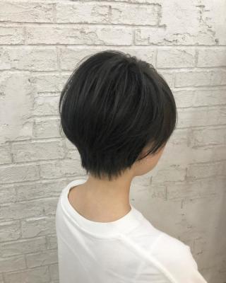 ショートボブ_切りっぱなし_ことりベージュ_大人ボブ1055 ショートボブ_切りっぱなし_ことりベージュ_大人ボブ1055