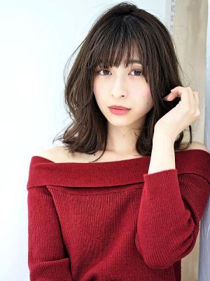 外ハネセミディ