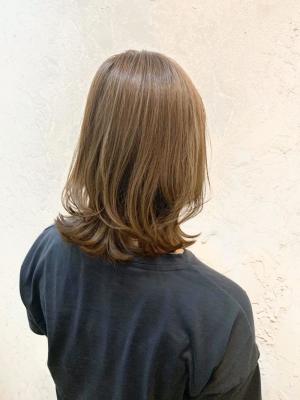 【flor 戸塚】*外ハネレイヤーボブ+オリーブベージュ*