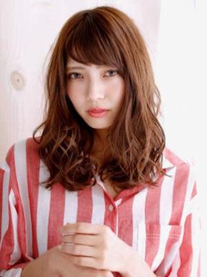 おろし流しのミックスカールスタイル