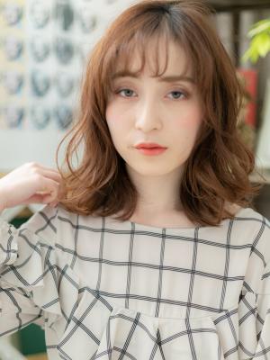 外国人風おフェロ…抜け感ラフ無造作カール　ふわミディ