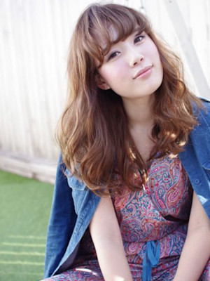 ラフ感モテウェーブ　【池袋美容室uchla】