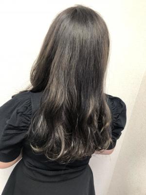 人気のグレージュヘア☆