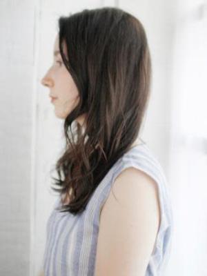 かきあげバングのゆるミックスカール