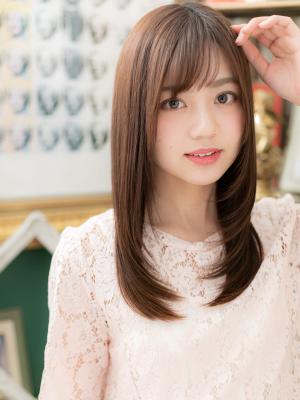 大人かわいい斜めバングで愛されワンカール　伸ばしかけ