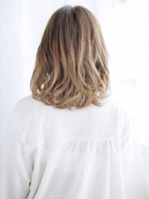 透け感ゆるウェーブカール