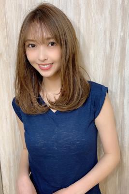 【重山】小顔ナチュラルストレートワンカールセミロング