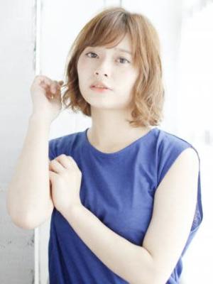 ハイトーンミックスボブスタイル