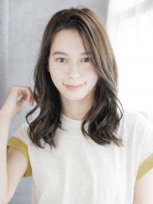 大きなゆるミックスカールスタイル