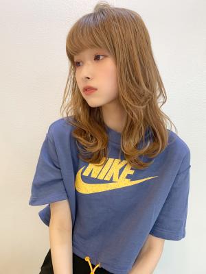 シアベージュ小顔ひし形くびれ外ハネセミディy137