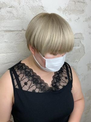 ホワイトカラーハイトーン夏カラー池袋東口