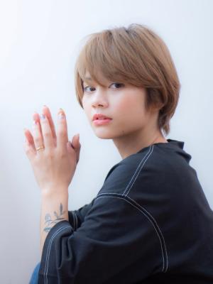 大人かわいいナチュラルショート