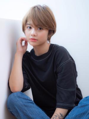 大人かわいいナチュラルショート
