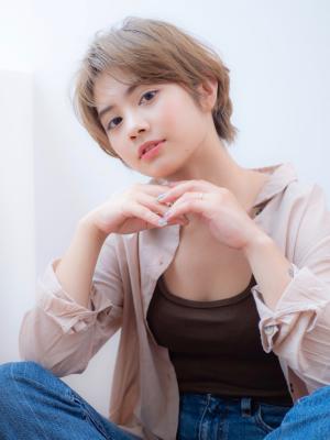 大人可愛い小顔ショート