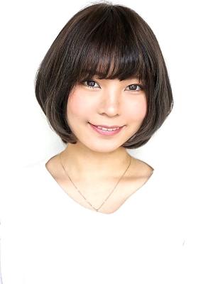 30代女性のひし形ショートボブ