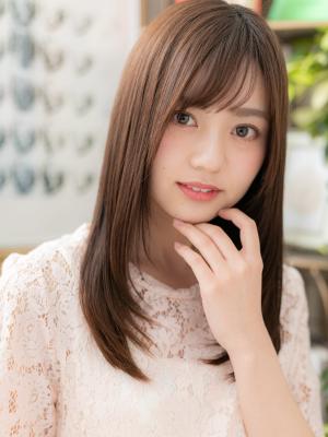大人かわいい斜めバング小顔ニュアンスカラー シースルーバング 大人かわいい斜めバング小顔ニュアンスカラー シースルーバング