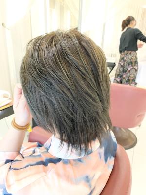 【QUALIS】20代30代クールウルフミディアムレイヤー