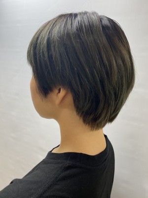 【QUALIS】耳スッキリショートスタイル
