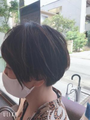 個性派オシャレ刈り上げショート