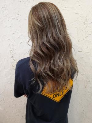 【flor 戸塚】*シーサイドカール+外国人風ハイライト*