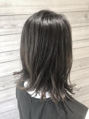 スモークアッシュカラー
