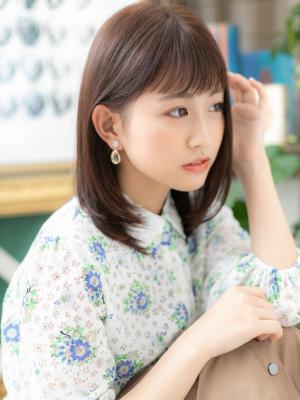 黒髪も◎大人かわいいオン眉ナチュラルミディ ひし形シルエット 黒髪も◎大人かわいいオン眉ナチュラルミディ ひし形シルエット