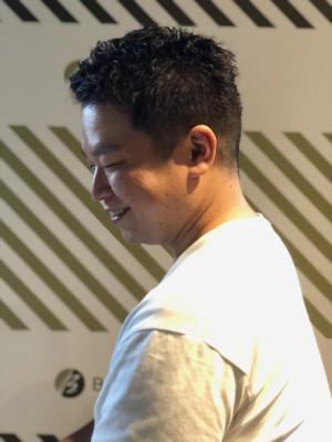 大人の刈り上げスタイル【BARBER-BAR】