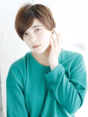 大人ふんわりショートスタイル