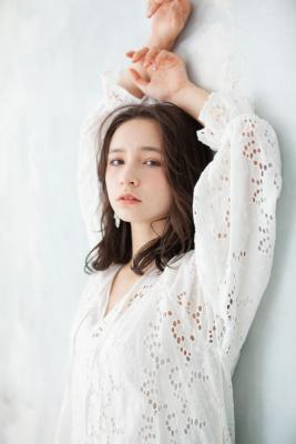 20代30代柔らかレイヤーミディアム