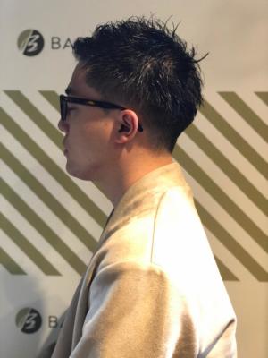 大人の刈り上げスタイル【BARBER-BAR】