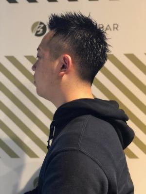 フェードカットスタイル【BARBER-BAR】
