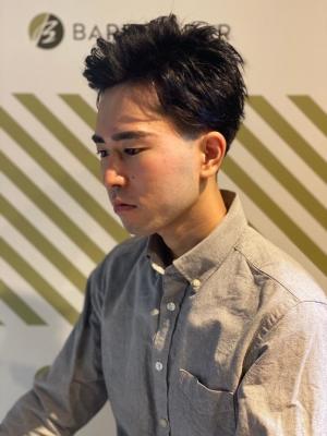 大人のリバーススタイル【BARBER-BAR】