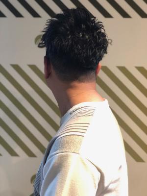 大人の刈り上げスタイル【BARBER-BAR】