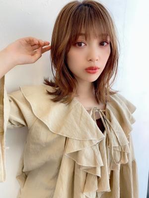 ナチュラルレイヤーシースルーくびれミディ
