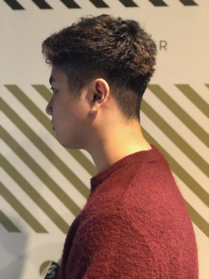 大人の刈り上げスタイル【BARBER-BAR】