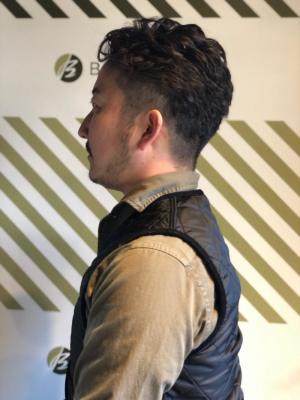 大人のリバーススタイル【BARBER-BAR】