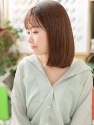 シースルー前髪ツヤ感ココアブラウン小顔ロブ　艶カラー