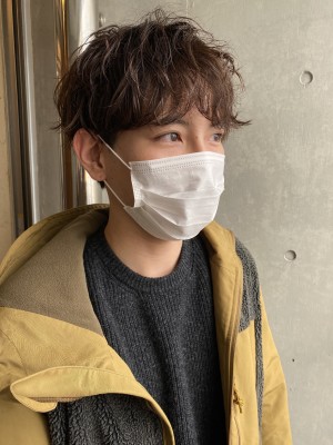 アンニュイマッシュ　ツーブロ刈り上げ