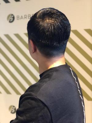 大人の刈り上げスタイル【BARBER-BAR】