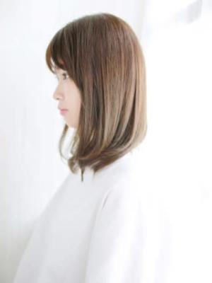 大人ツヤ色の内巻きワンカールスタイル