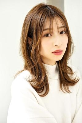 外ハネセミディ