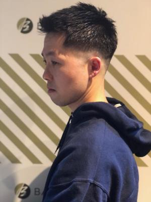 大人の刈り上げスタイル【BARBER-BAR】