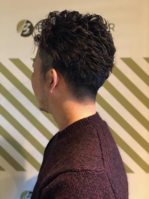 大人の刈り上げスタイル【BARBER-BAR】