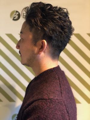 大人の刈り上げスタイル【BARBER-BAR】