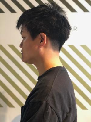 大人の刈り上げスタイル【BARBER-BAR】